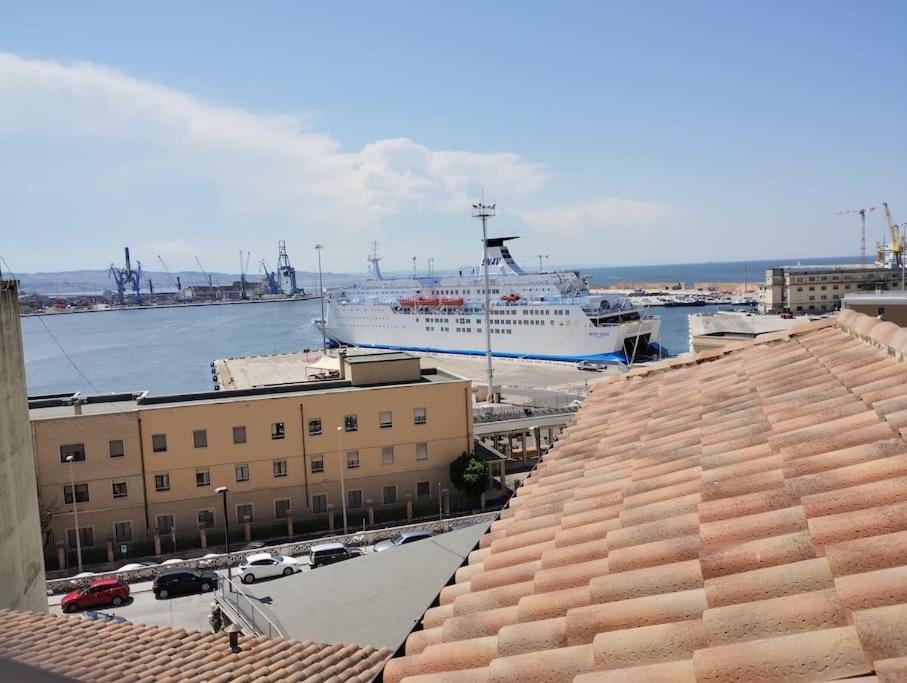 La Finestra Sul Porto Apartment Ancona Kültér fotó