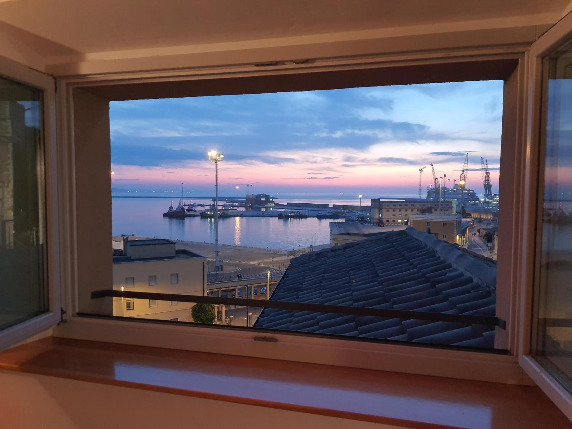 La Finestra Sul Porto Apartment Ancona Kültér fotó